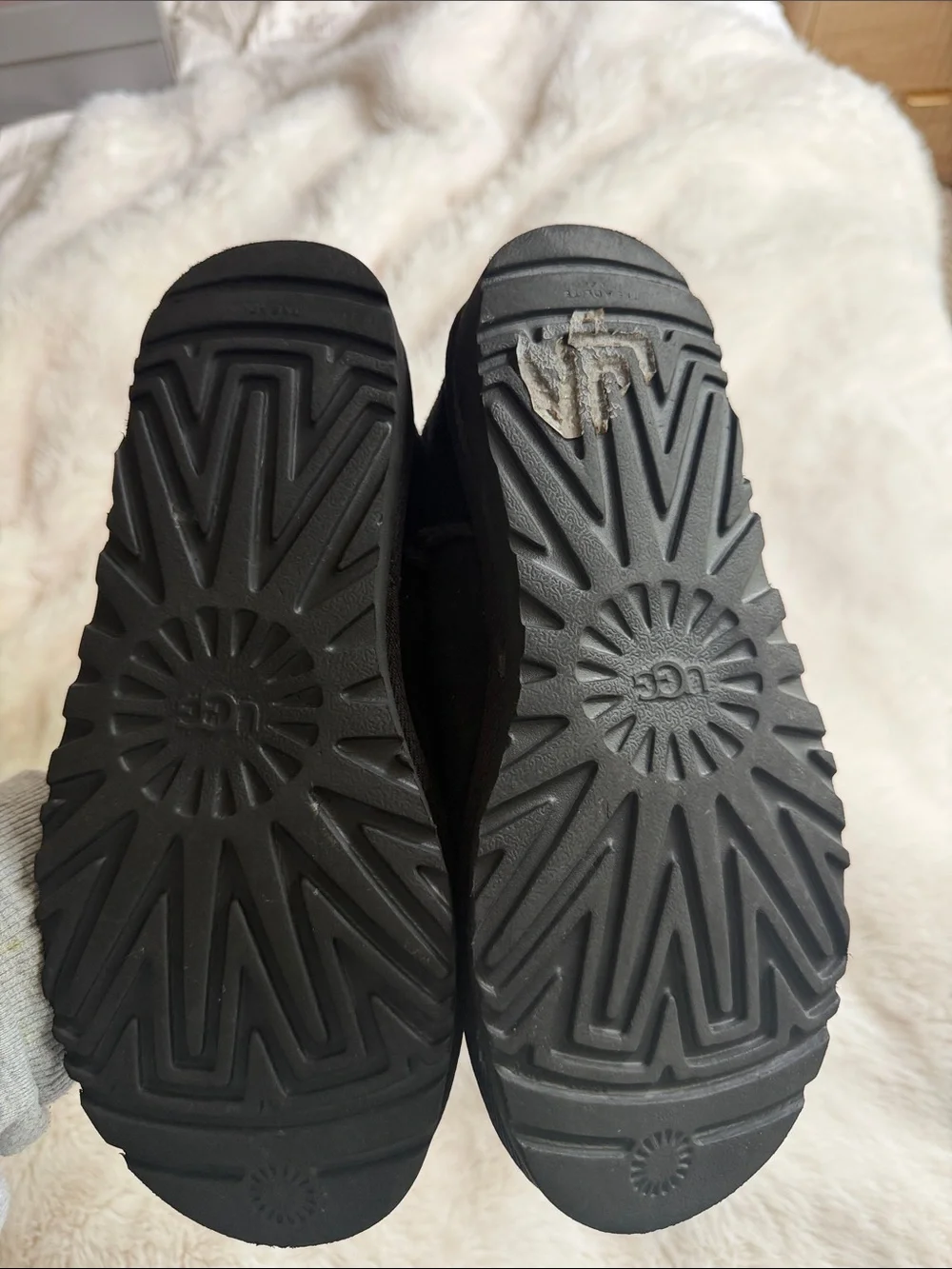UGG classic ankle